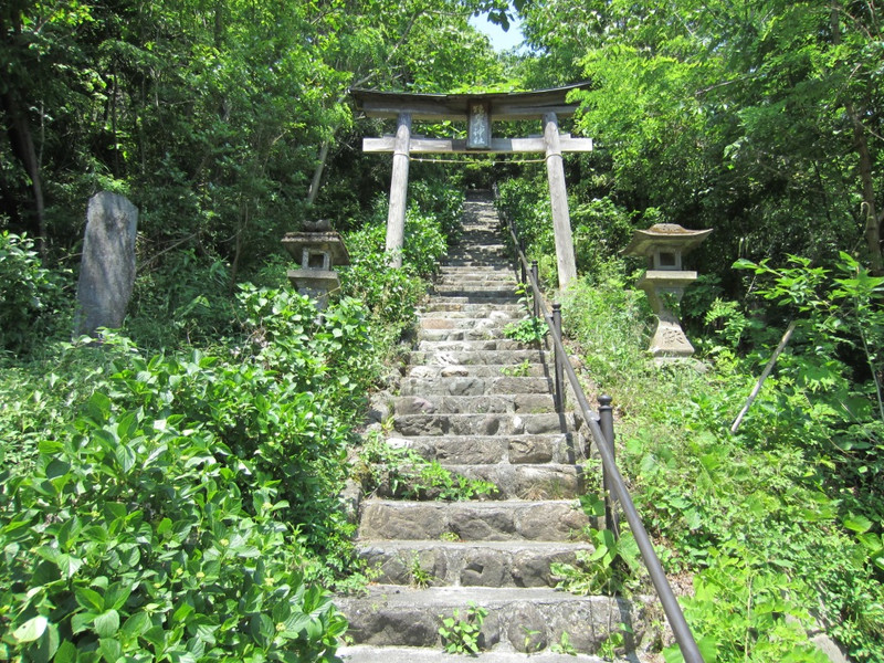 横瀬 猿田彦神社 サルに注意
